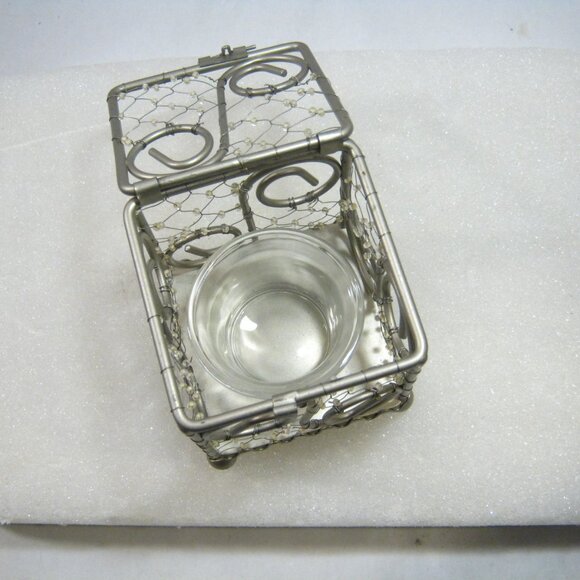 Beaded Wire Screened Container Votive Tealight Candleholder w/ Hinged top - Picture 5 of 7